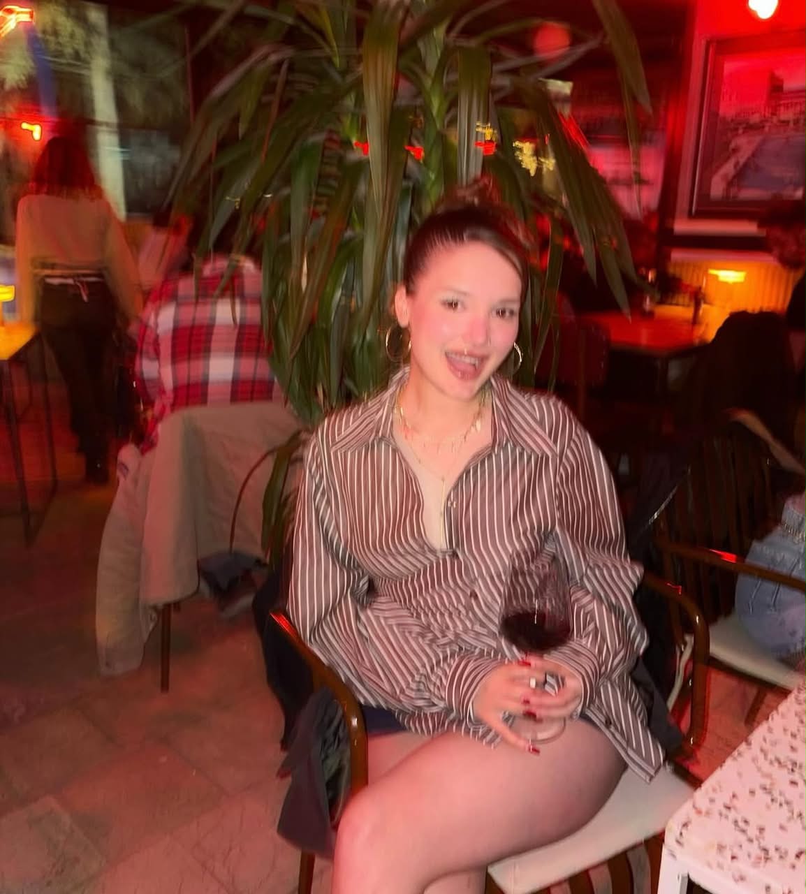 İsapınar Sadık Arkadaş Bayan Escort Alin